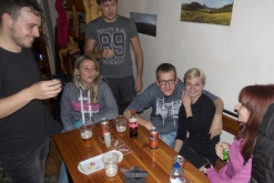 Lesní přespávačka v jeskyni #2