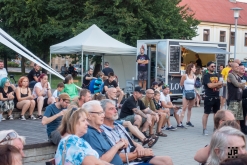 Louty, Deep Shinning High, Girl on Horse, Concrete Lipstick - Hudební večery na Václavském náměstí