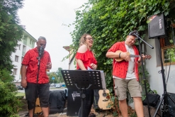 Fridrich & Fridrich 2.část před vinotékou - Čajovna - vinotéka bez názvu, Lovosice