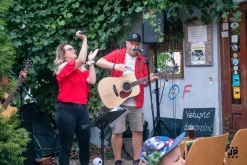 Fridrich & Fridrich 2.část před vinotékou - Čajovna - vinotéka bez názvu, Lovosice