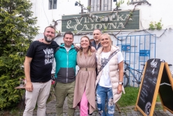 Miri: Planety, vztahy a písně, které tvoří život sám - Čajovna - vinotéka bez názvu, Lovosice (19. 5. 2023)