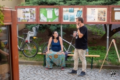 Koonda Holaa - Čajovna - vinotéka bez názvu, Lovosice (22. 6. 2023)