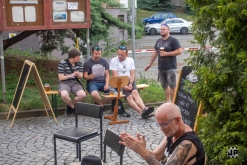 Koonda Holaa - Čajovna - vinotéka bez názvu, Lovosice (22. 6. 2023)