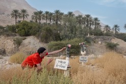 Hledání vody / Ein Gedi, Mrtvé moře