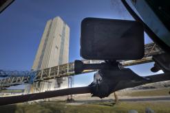 Odstřel skipové věže Dolu Staříč II