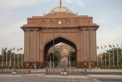 Abú Zabí - Na cestách po Emirátech (listopad-prosinec 2018)