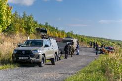 Cvičení seskoku AČR na jezeře Milada