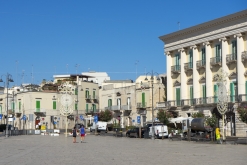 z Bari letiště: Giovinazzo