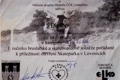 Diplom za třetí místo ve skateboardové soutěži, jako bonus sem dostal poukaz v hodnotě 300Kč k odběru sportovního zboží v   litoměckém shopu. V mé kategorii se zúčastnilo šest závodníků.