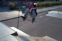 frontside z radiusu do bangu / foto: Ondřej Novotný, skatepark Lovosice