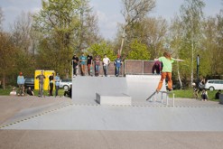 boardslide na trubce / foto: Kamil Zachar / Skate Refresh Contest 7, skatepark Štětí
