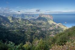 z letiště Funchal na nejvyšší vrchol Madeiry (Pico Ruivo)