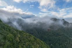 z letiště Funchal na nejvyšší vrchol Madeiry (Pico Ruivo)