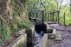 z letiště Funchal na nejvyšší vrchol Madeiry (Pico Ruivo)