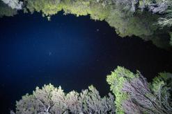 pěšky z nejvyššího vrcholu Madeiry (Pico Ruivo) na západ ostrova do Porto Moniz