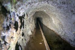 pěšky z nejvyššího vrcholu Madeiry (Pico Ruivo) na západ ostrova do Porto Moniz