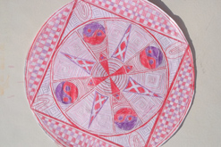 pastelková mandala s obrysy propiskou malého formátu