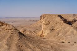 pohoří Tuwaiq - Týden po Saudské Arábii (prosinec 2024)