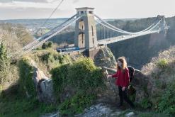 ideální místo na piknik při západu slunce / Clifton Suspension bridge - symbol Bristolu / řeka Avon, Bristol